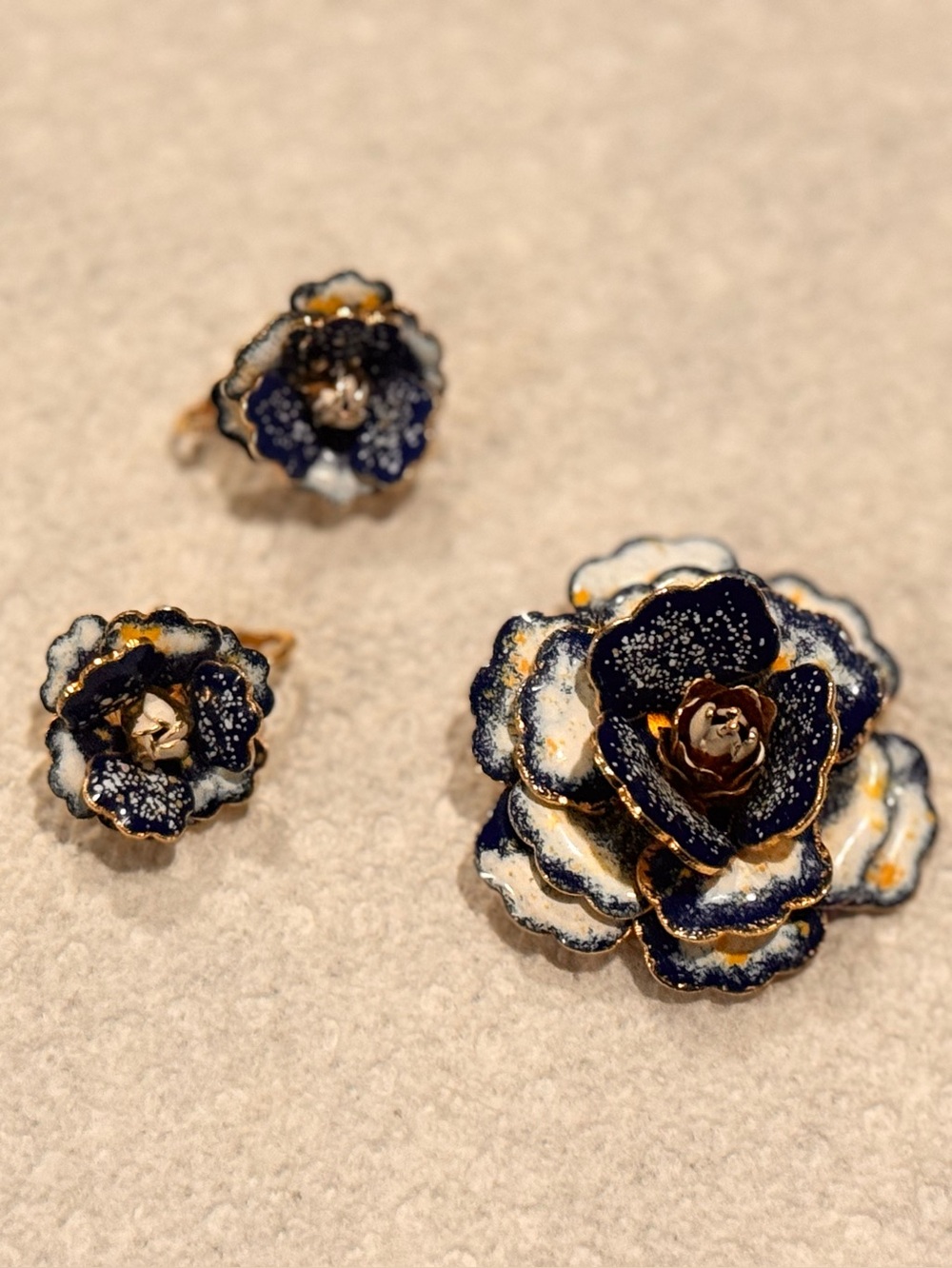 Vintage Blue & White Enamel Flower Brooch & Clip-On Earrings Set